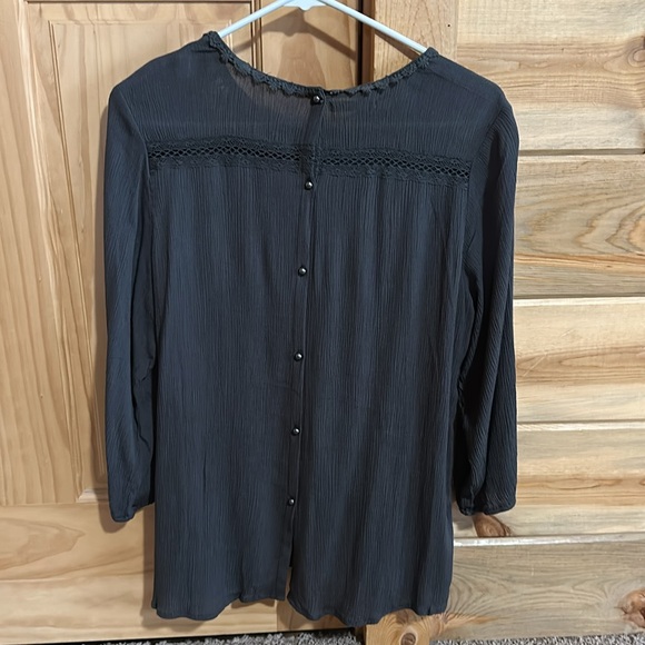 Maurice’s dressy top - Picture 2 of 6